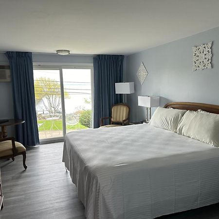 Sands Of Time Motor Inn & Harbor House Woods Hole Extérieur photo