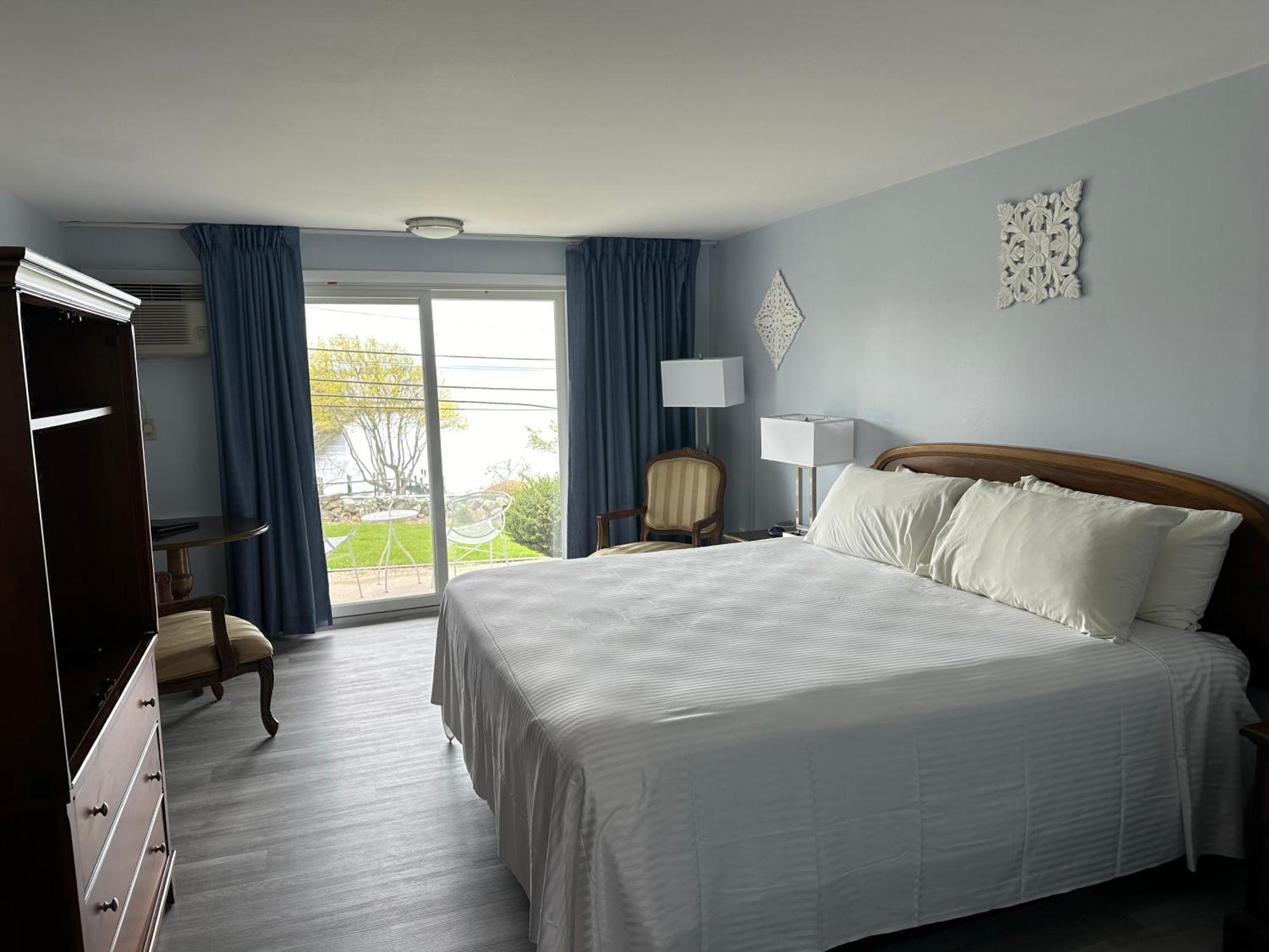 Sands Of Time Motor Inn & Harbor House Woods Hole Extérieur photo