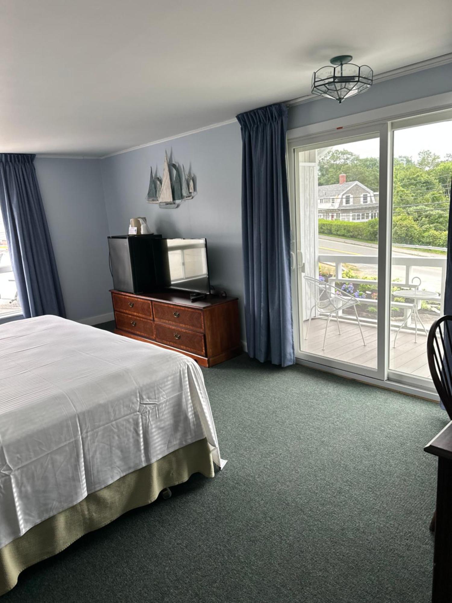 Sands Of Time Motor Inn & Harbor House Woods Hole Extérieur photo