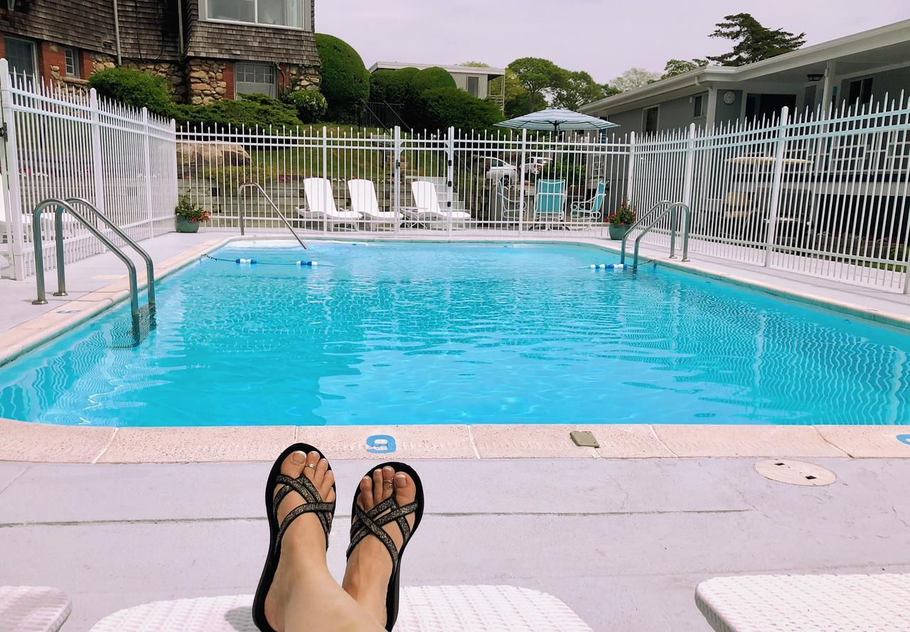 Sands Of Time Motor Inn & Harbor House Woods Hole Extérieur photo