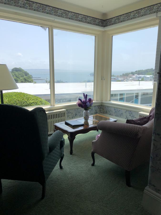 Sands Of Time Motor Inn & Harbor House Woods Hole Extérieur photo